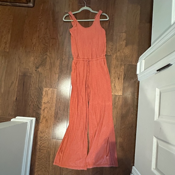 Athleta Drawstring Sleeveless Wide-Leg Coastal Romper in Rust/Brown | Size 0 - Picture 3 of 7